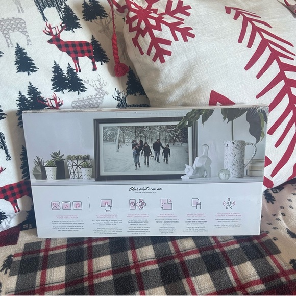 Aluratek 10.1” WiFi Digital Photo Frame. Brand new in box. - Picture 2 of 7